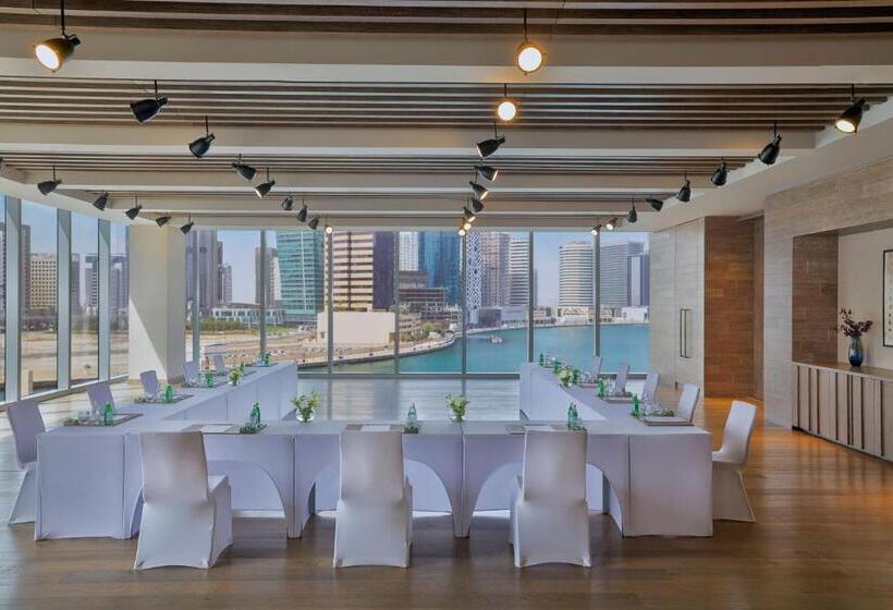 فندق The St. Regis Downtown, Dubai