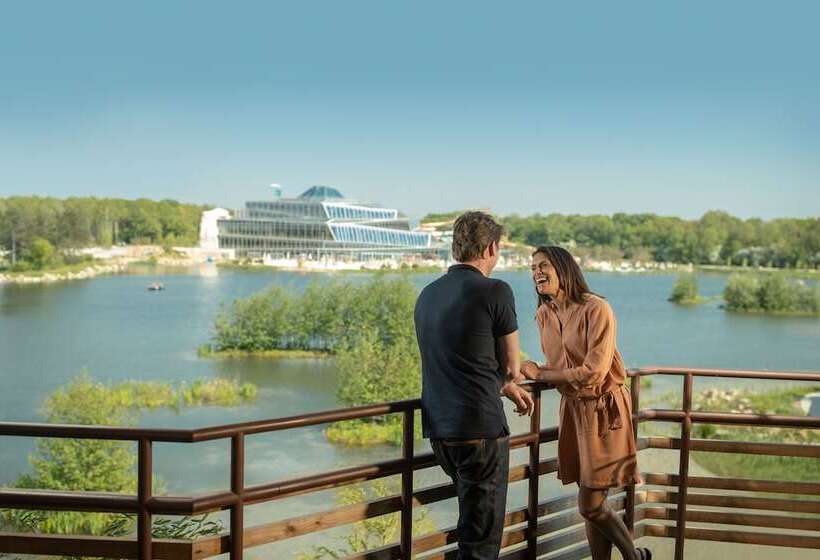 Отель Center Parcs Villages Nature Paris
