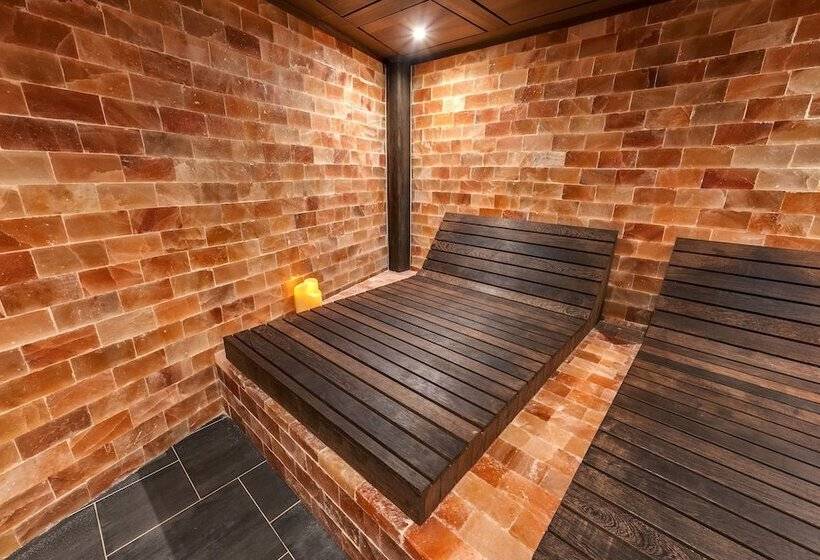 Отель Center Parcs Villages Nature Paris