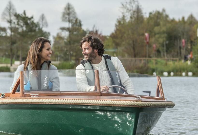 Отель Center Parcs Villages Nature Paris