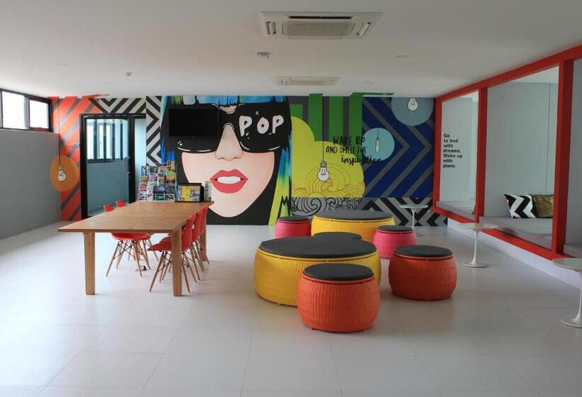 فندق Wake Up Aonang