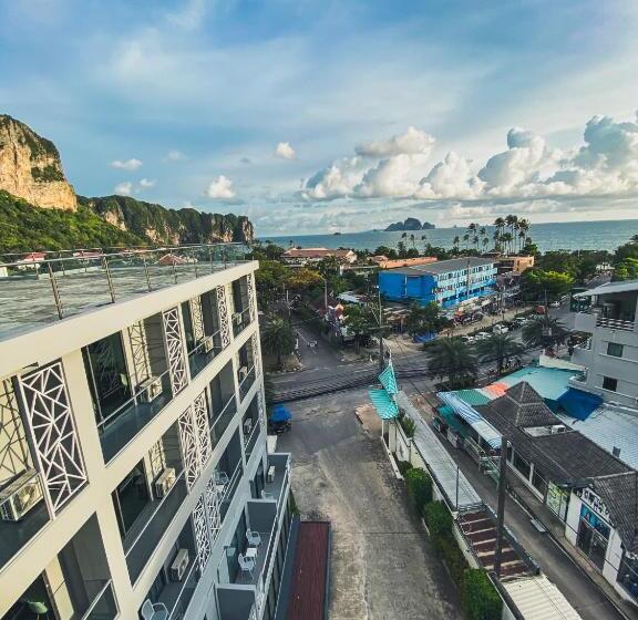 فندق Wake Up Aonang