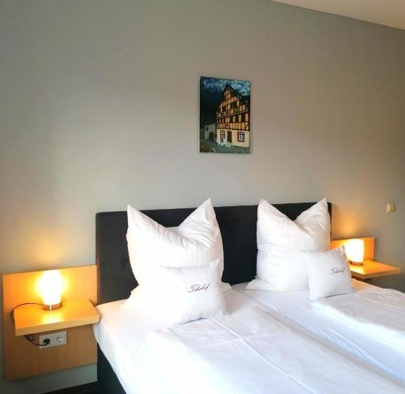 בית מלון כפרי Weingut Tiliahof