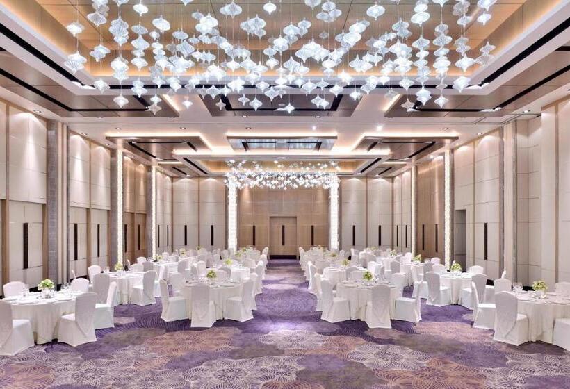 בית מלון כפרי Weligama Bay Marriott Resort & Spa