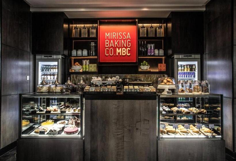 בית מלון כפרי Weligama Bay Marriott Resort & Spa