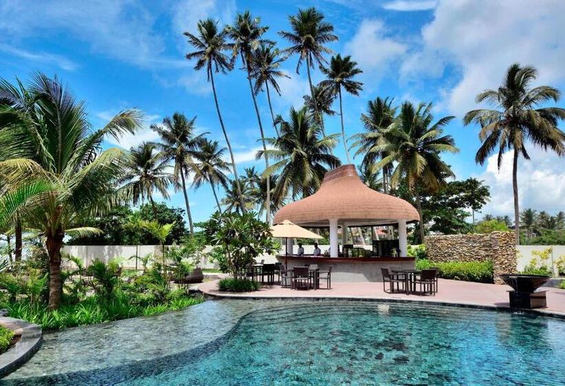 בית מלון כפרי Weligama Bay Marriott Resort & Spa
