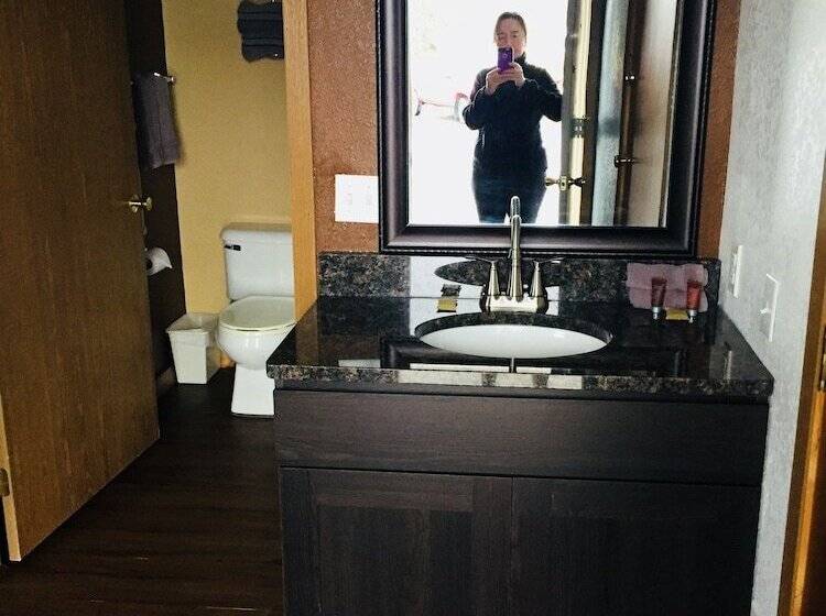 Мотель Adoba® Hotel Naubinway