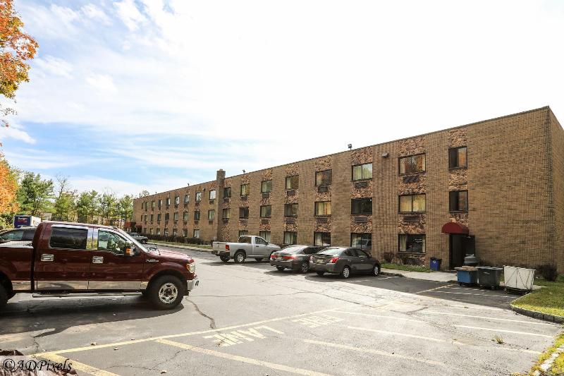 فندق على الطريق La Mirage