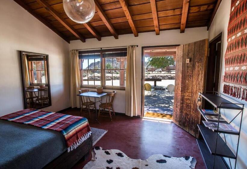 Pioneertown Motel