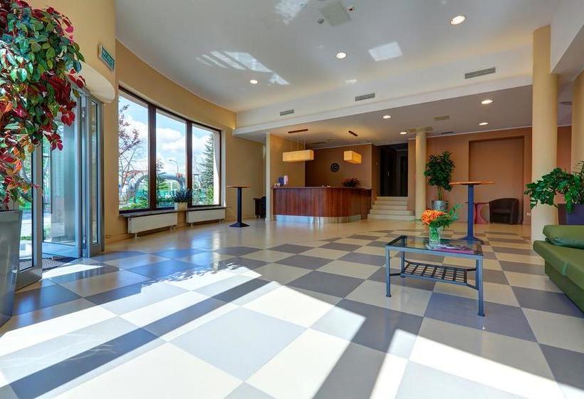 Pod Grotem Hotel Warsaw