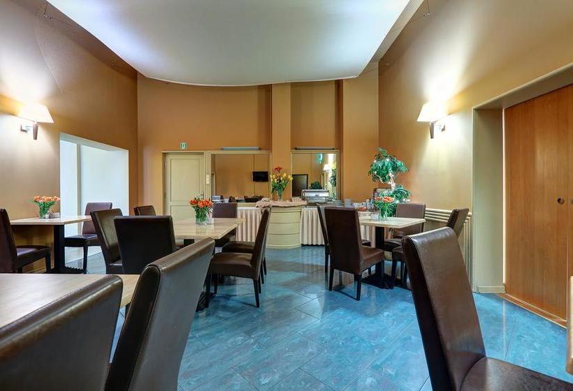 Pod Grotem Hotel Warsaw