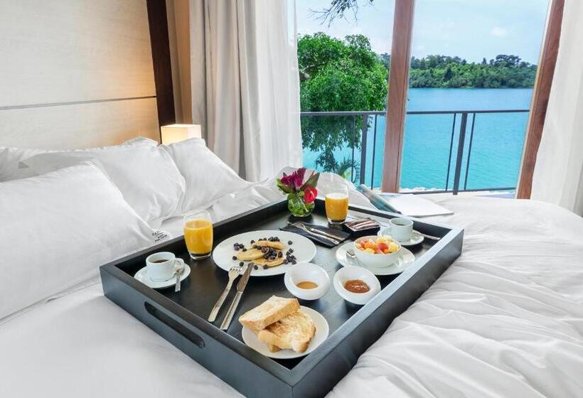 Ramada Resort By Wyndham Port Vila