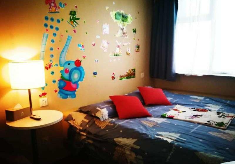 Hotel Zsmart People S Square Branch