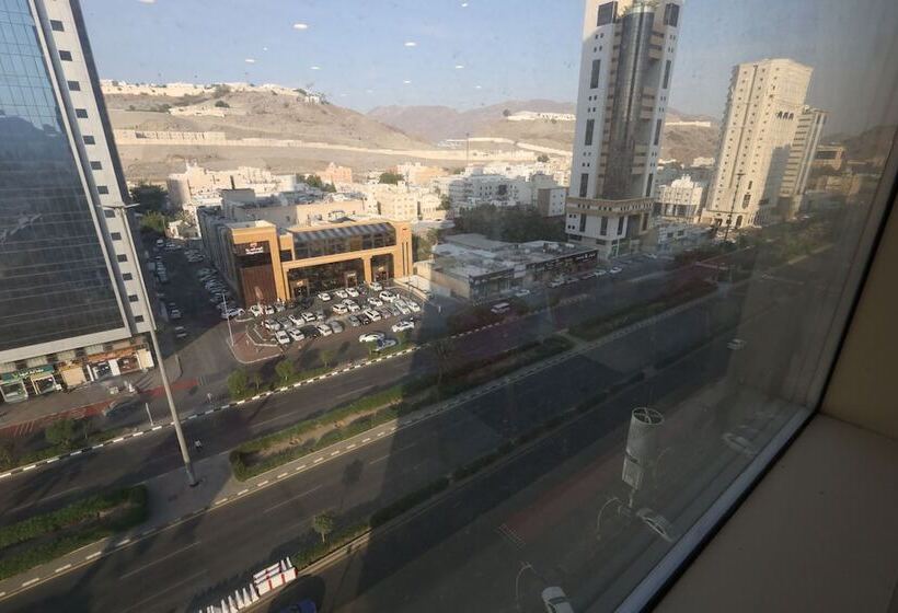 ホテル Al Rayyan Towers