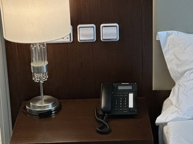 Sherao Hotel فندق شراعوه