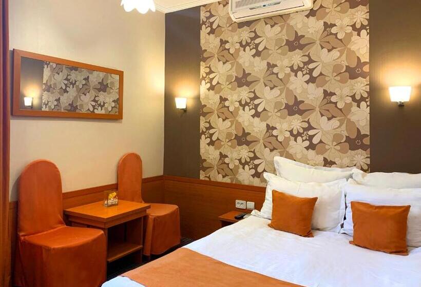 هاستل Economy Room In Hotel Eney