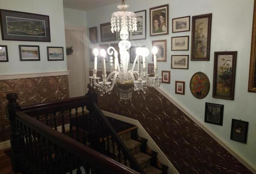 Armistead Cottage B&b