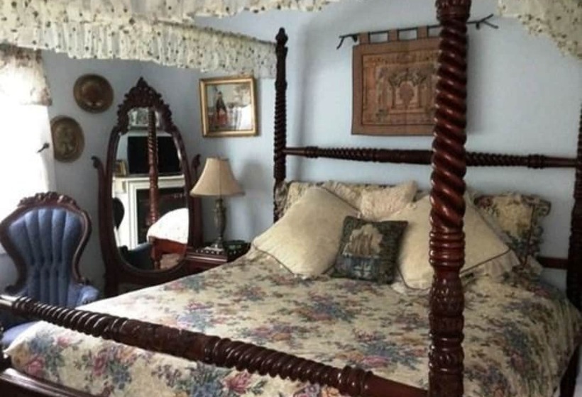 Armistead Cottage B&b