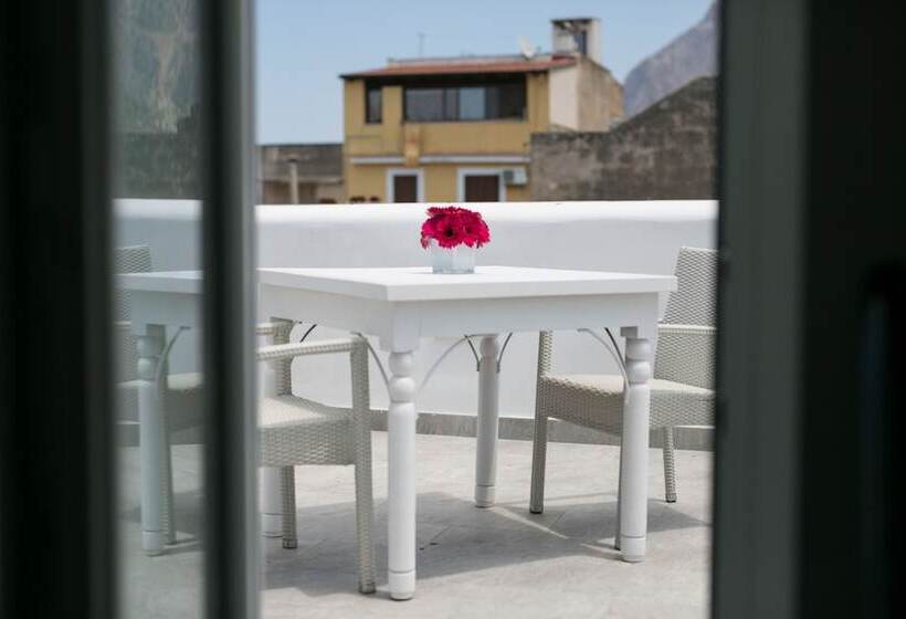 住宿加早餐  A Vucciria