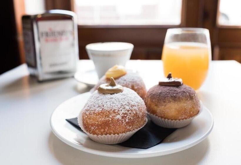 住宿加早餐  A Vucciria