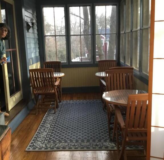 Bed and Breakfast Amherst Inn