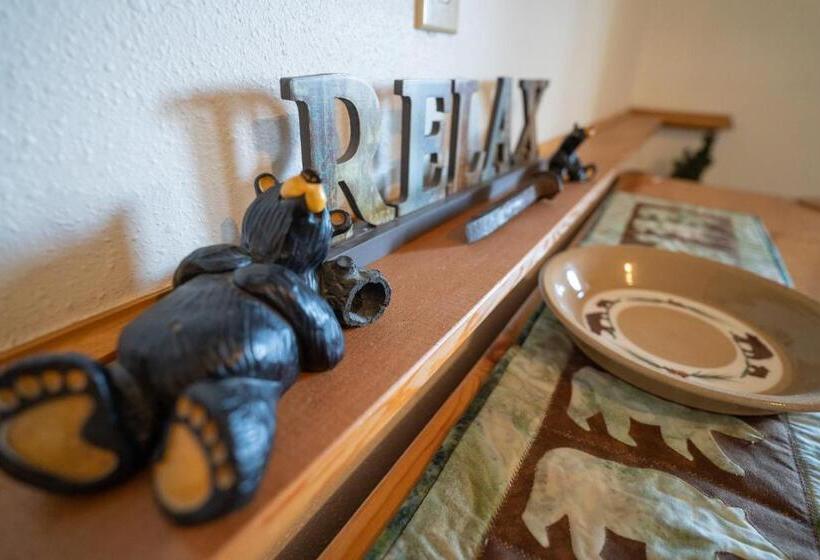 مبيت وإفطار Bears Den Alaska Lodging