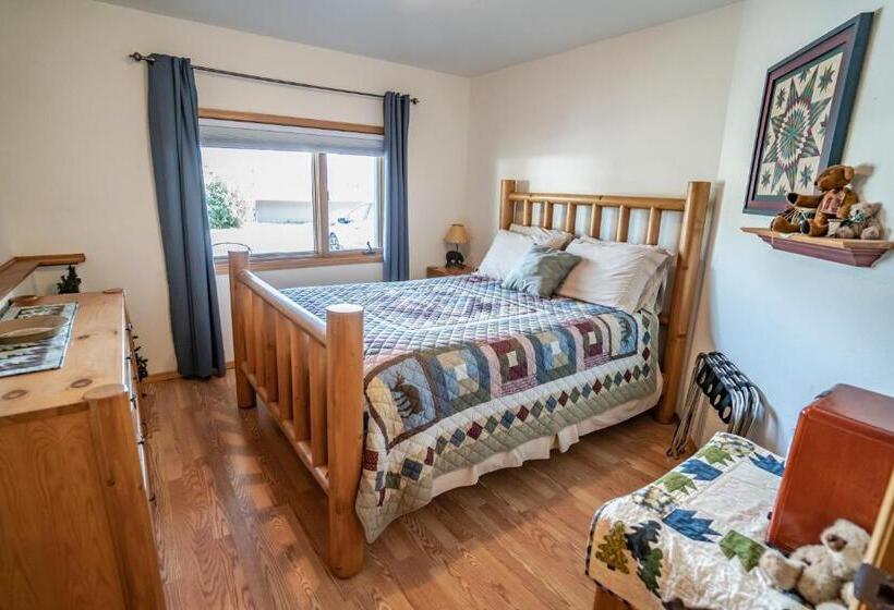 مبيت وإفطار Bears Den Alaska Lodging