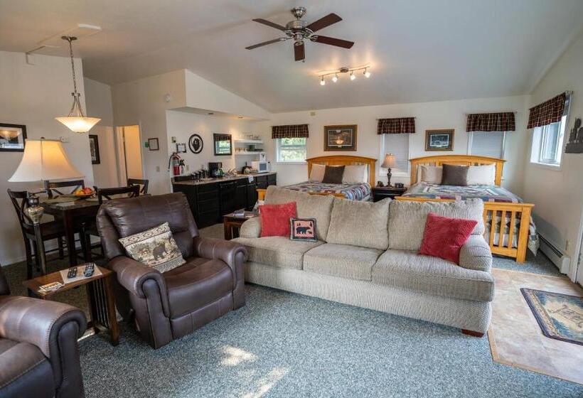 مبيت وإفطار Bears Den Alaska Lodging