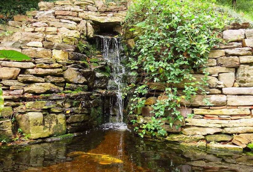 مبيت وإفطار Benton Place Inn