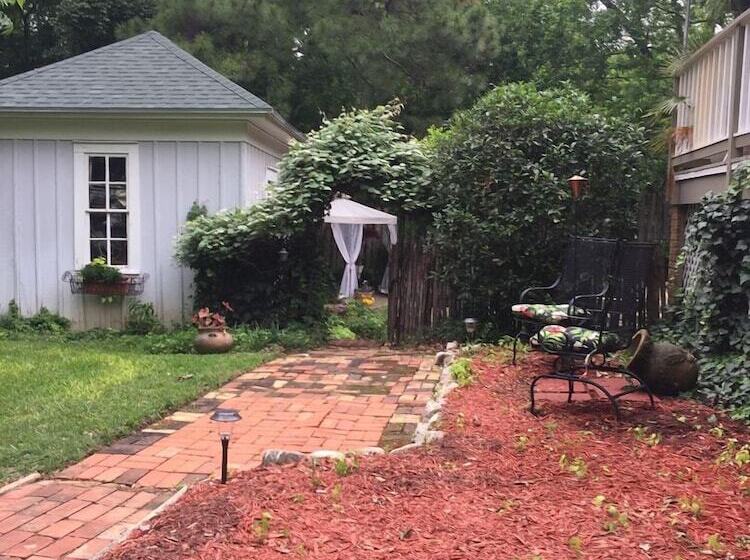 Bed and Breakfast Fig Tree Manor