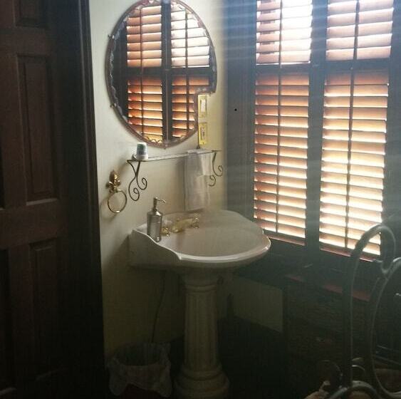 Bed and Breakfast Fig Tree Manor