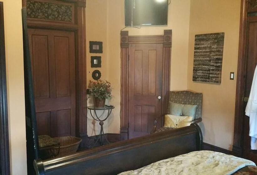 Bed and Breakfast Fig Tree Manor