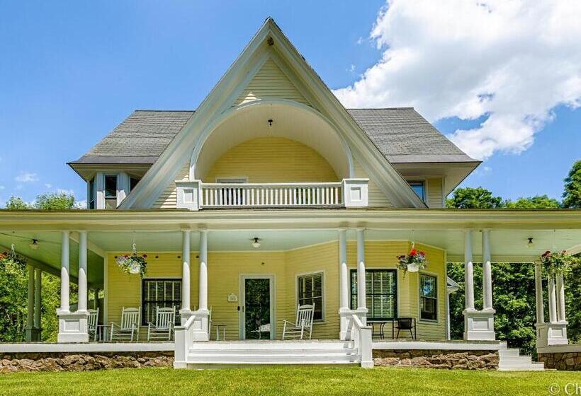 مبيت وإفطار Noble House Inn