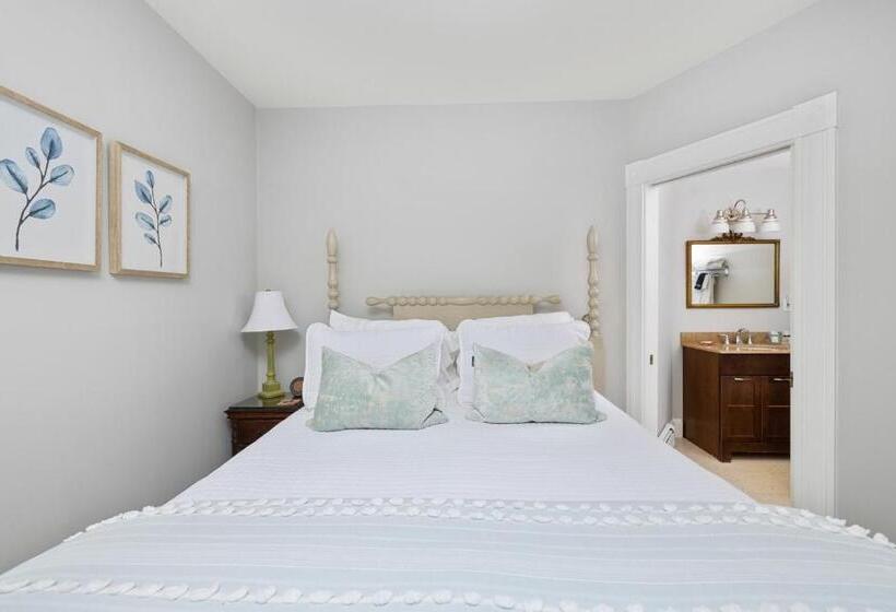 مبيت وإفطار Noble House Inn