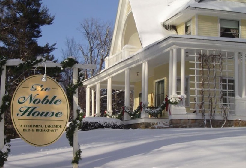 مبيت وإفطار Noble House Inn