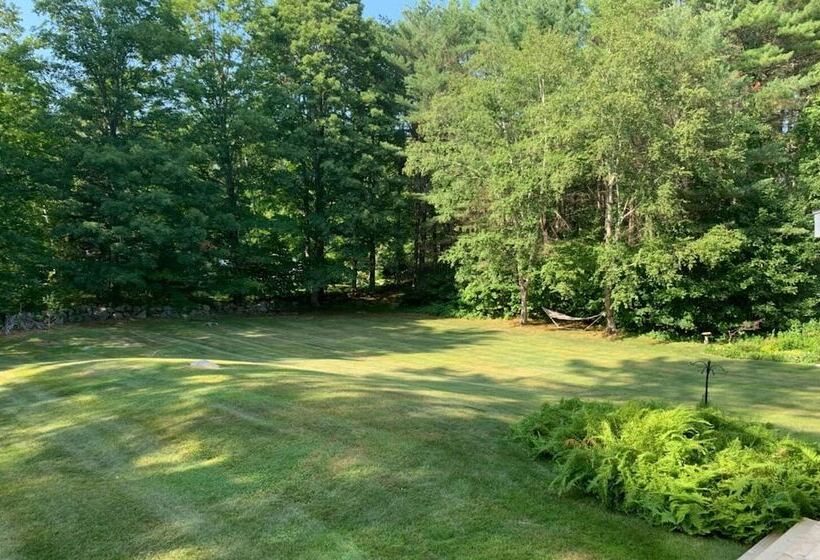 مبيت وإفطار Noble House Inn