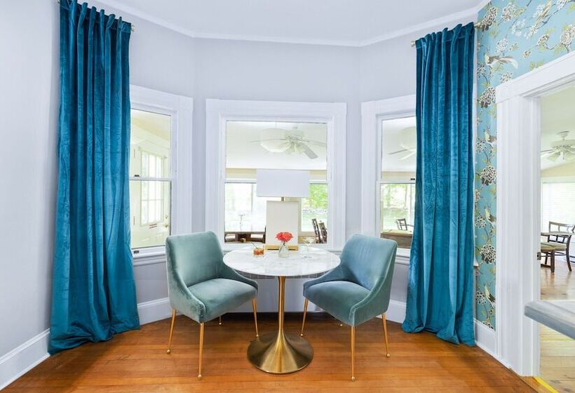 צימר Noble House Inn