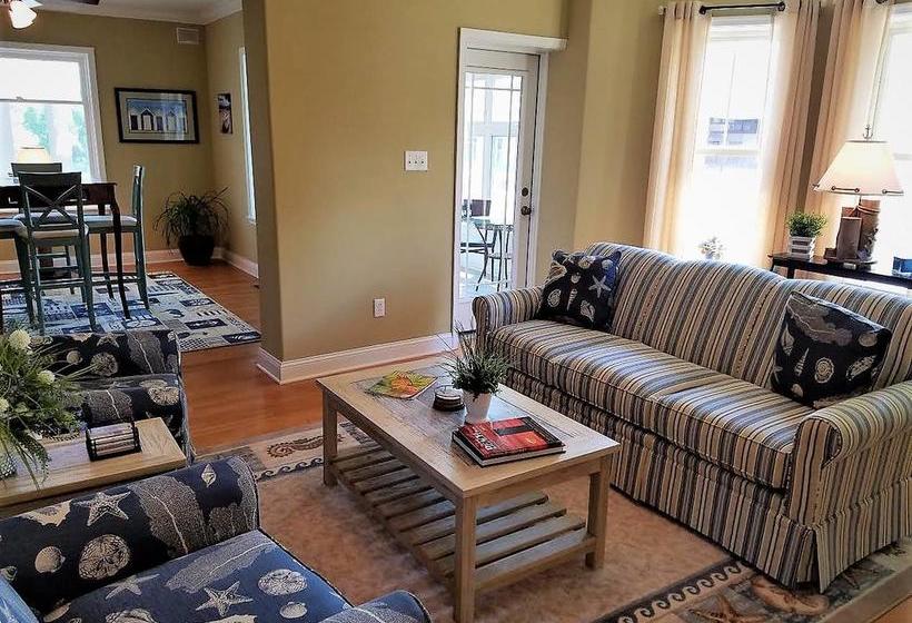 مبيت وإفطار The Savannah, Boutique Bnb & Spa