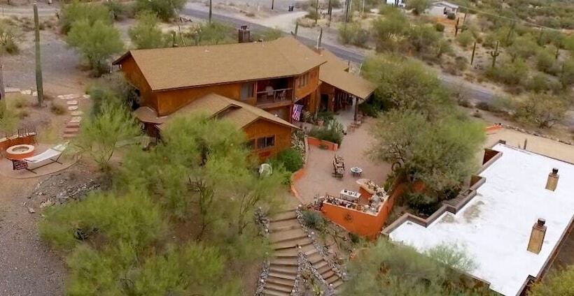 مبيت وإفطار Spur Cross Inn