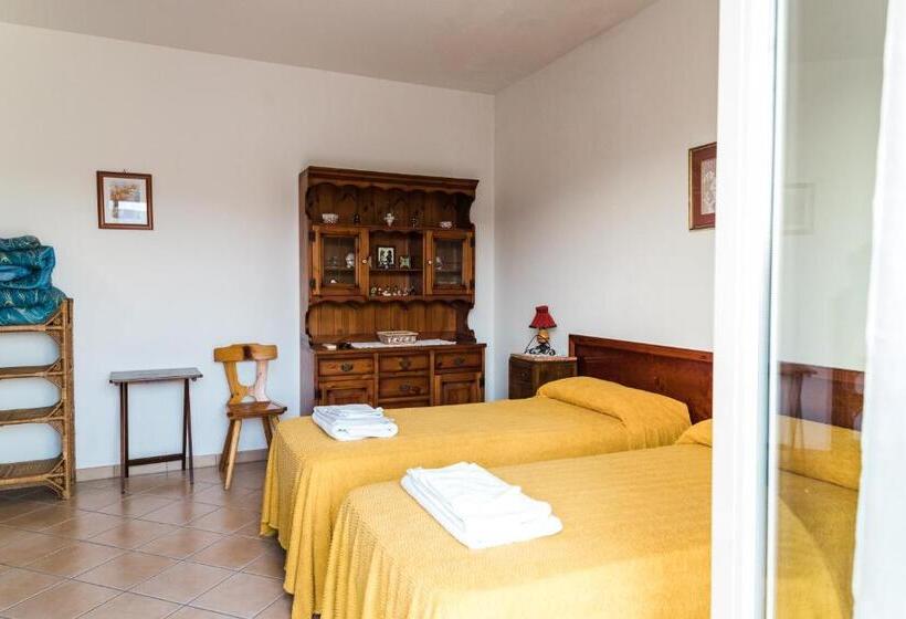 تختخواب و صبحانه Torre Ancinale