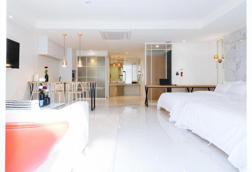 Boutique Hotel Xym Pyeongtaek