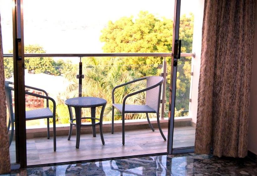 בית מלון כפרי Apaar