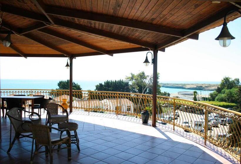 בית מלון כפרי Arenella Beach Rooms