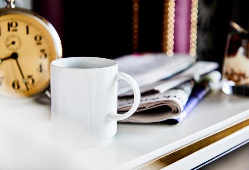 فندق Californian