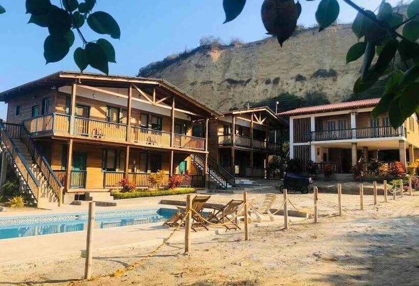 בית מלון כפרי Canoa South Beach