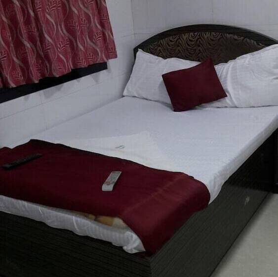 هتل Central Guest House