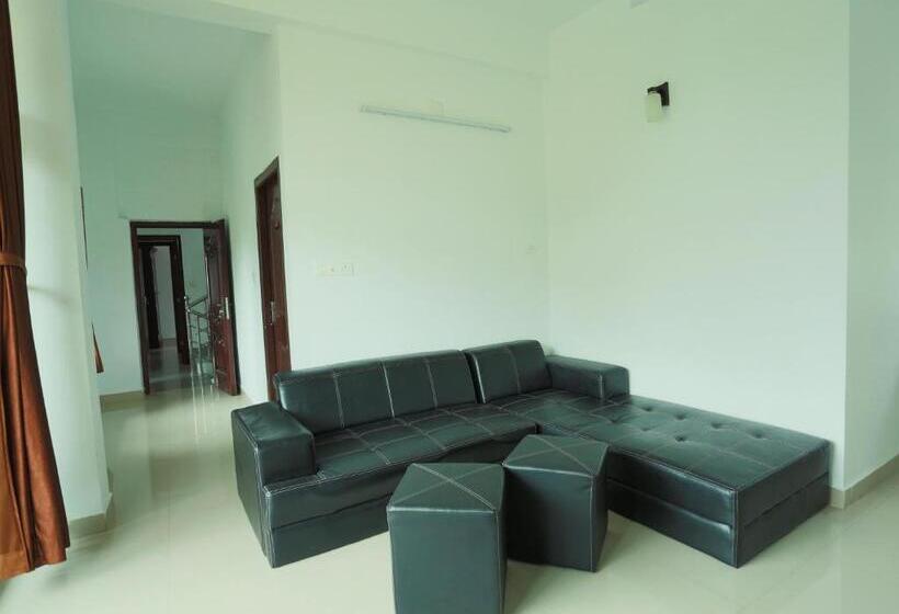 בית מלון כפרי Chillax Vagamon