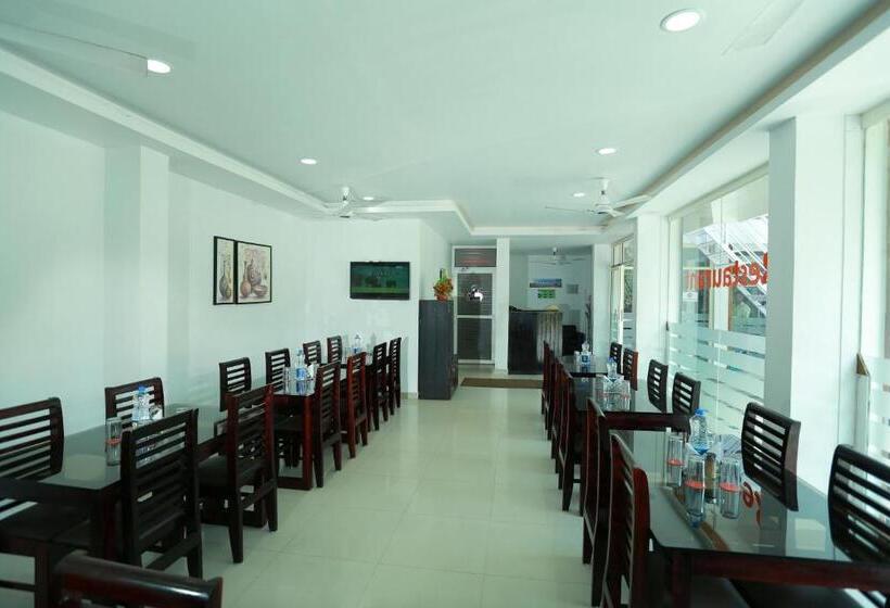 בית מלון כפרי Chillax Vagamon