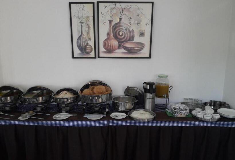 בית מלון כפרי Chillax Vagamon