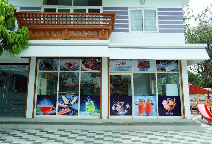 בית מלון כפרי Chillax Vagamon